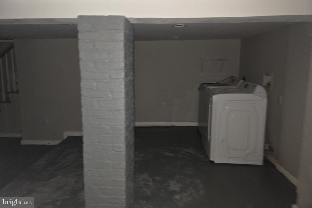 Image 41 of property listing at 4300 NORFOLK AVE, Baltimore, MD 21216