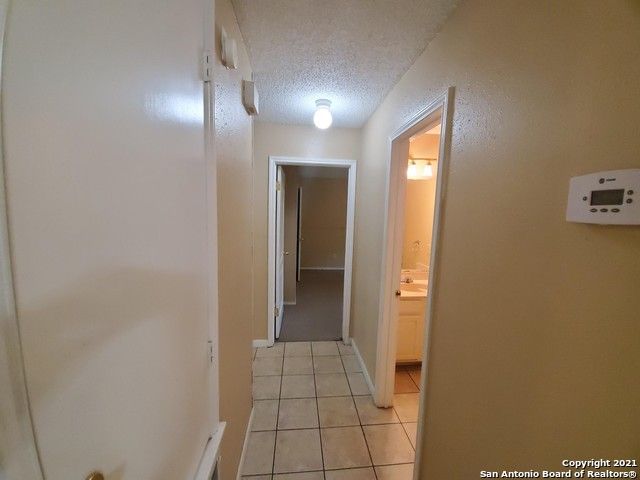 2501 CEDAR LN, Schertz, TX 78154