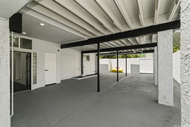 47-544 Hakuhale Street, Kaneohe, HI 96744