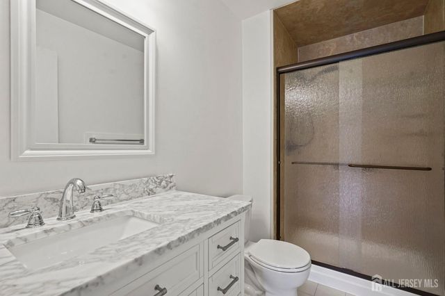 6083 Cedar Court, South Brunswick, NJ 08852
