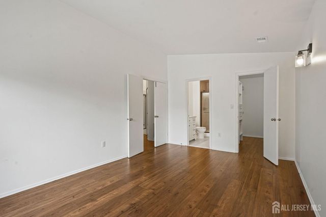 6083 Cedar Court, South Brunswick, NJ 08852
