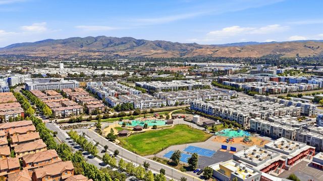1502 Coffee Berry Lane, Milpitas, CA 95035