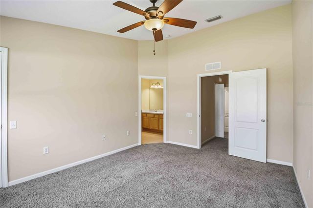 8230 72ND STREET E, Bradenton, FL 34201