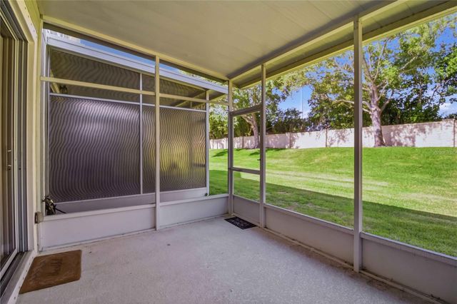 8230 72ND STREET E, Bradenton, FL 34201