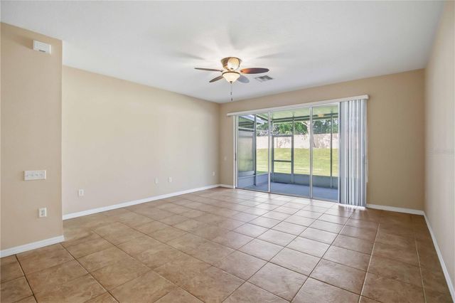8230 72ND STREET E, Bradenton, FL 34201
