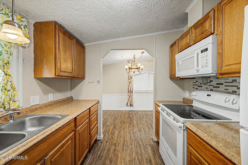 8601 N 103RD Avenue 162, Peoria, AZ 85345 — photo 5