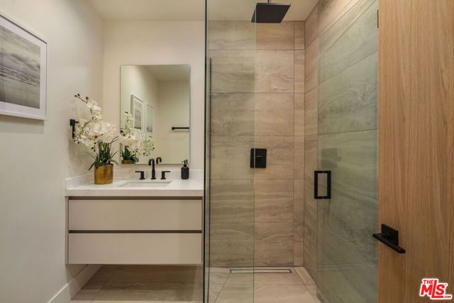 8817 Ashcroft Avenue, West Hollywood, CA 90048