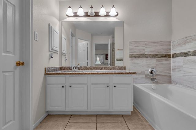 1130 Fairlane Square, Channelview, TX 77530