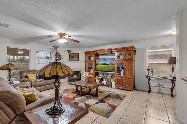 1130 Fairlane Square, Channelview, TX 77530