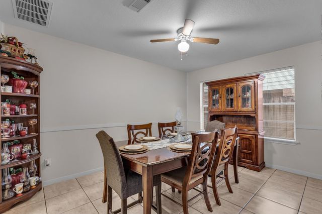1130 Fairlane Square, Channelview, TX 77530