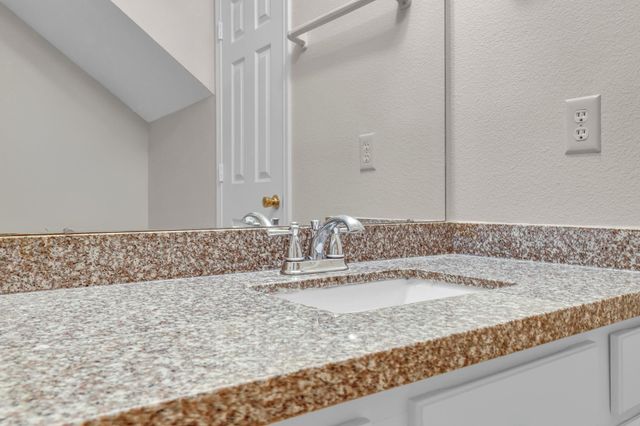 1130 Fairlane Square, Channelview, TX 77530