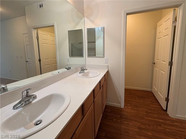 50 Aura De Blanco Street 15101, Henderson, NV 89074