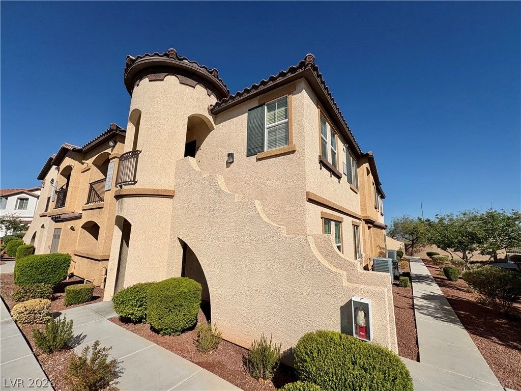 50 Aura De Blanco Street 15101, Henderson, NV 89074