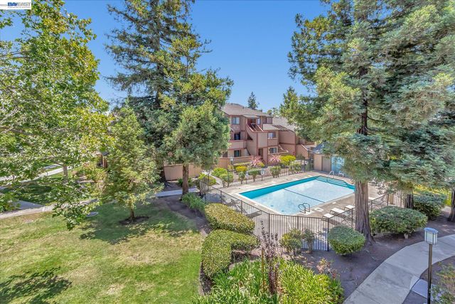 287 E Warren Ave, Fremont, CA 94539