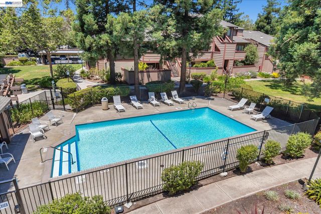 287 E Warren Ave, Fremont, CA 94539