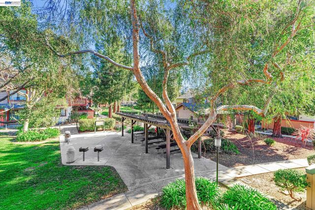 287 E Warren Ave, Fremont, CA 94539