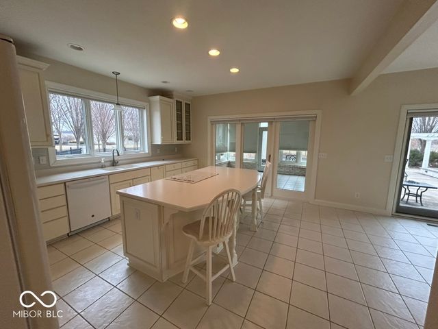 6757 W 900 S, Edinburgh, IN 46124