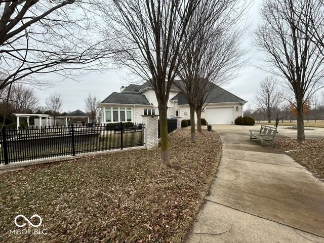 6757 W 900 S, Edinburgh, IN 46124