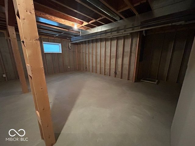6757 W 900 S, Edinburgh, IN 46124