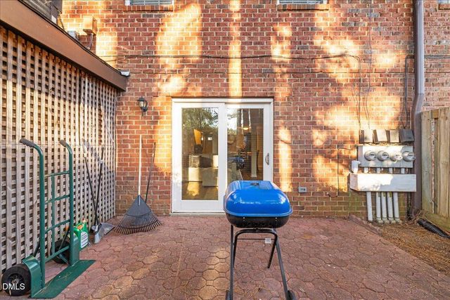 1209 Manassas Court Apt C, Raleigh, NC 27609