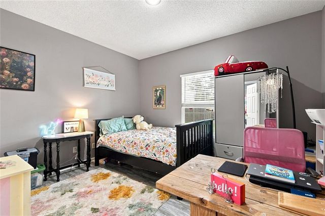724 S Woodson Lane, Gardner, KS 66030