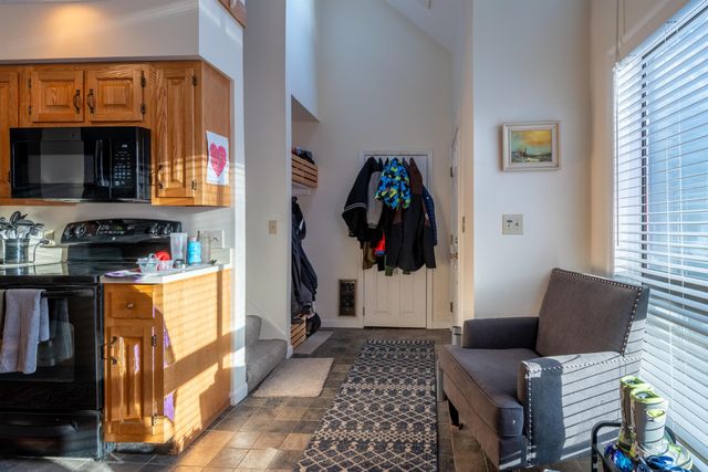 111 Lakeland Drive D, Hartford, VT 05059