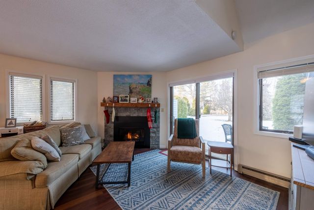 111 Lakeland Drive D, Hartford, VT 05059