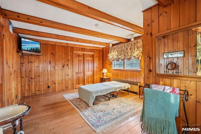 170 Hickory Avenue, Tenafly, NJ 07670