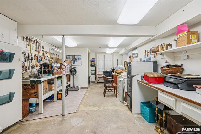 170 Hickory Avenue, Tenafly, NJ 07670