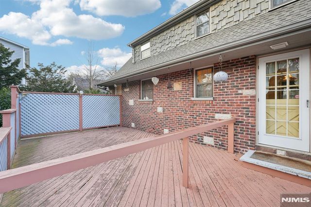170 Hickory Avenue, Tenafly, NJ 07670