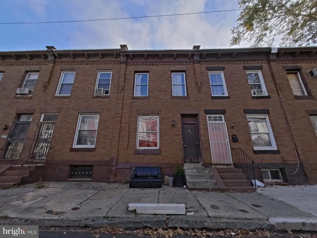 2827 N JUDSON ST, Philadelphia, PA 19132