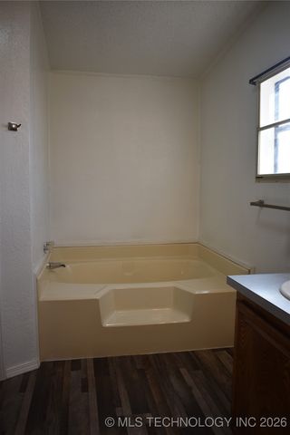 18998 W Woodhaven Drive, Cookson, OK 74427