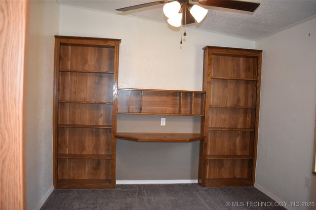 18998 W Woodhaven Drive, Cookson, OK 74427