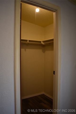 18998 W Woodhaven Drive, Cookson, OK 74427