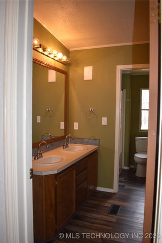 18998 W Woodhaven Drive, Cookson, OK 74427