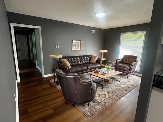 3829 LEVEN CV, Memphis, TN 38118