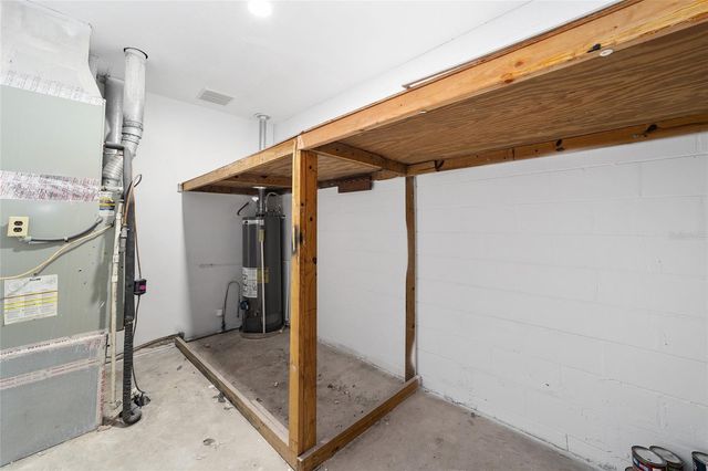 9310 NW 10TH PLACE, Gainesville, FL 32606