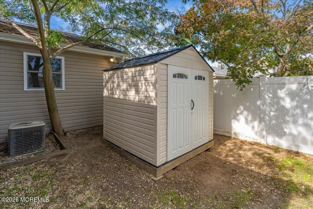 123 Mill Creek Road, Bayville, NJ 08721