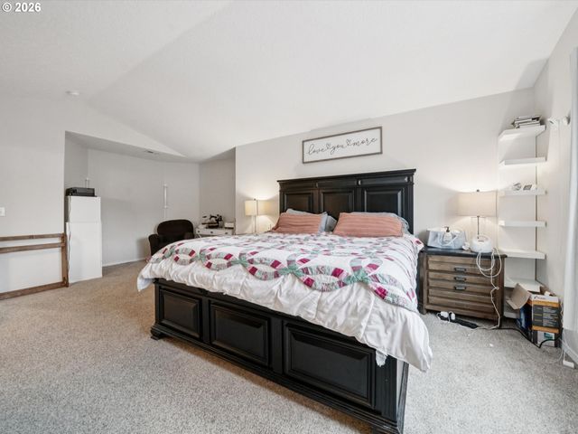 38771 BARLOW Pkwy, Sandy, OR 97055