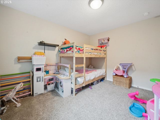 38771 BARLOW Pkwy, Sandy, OR 97055