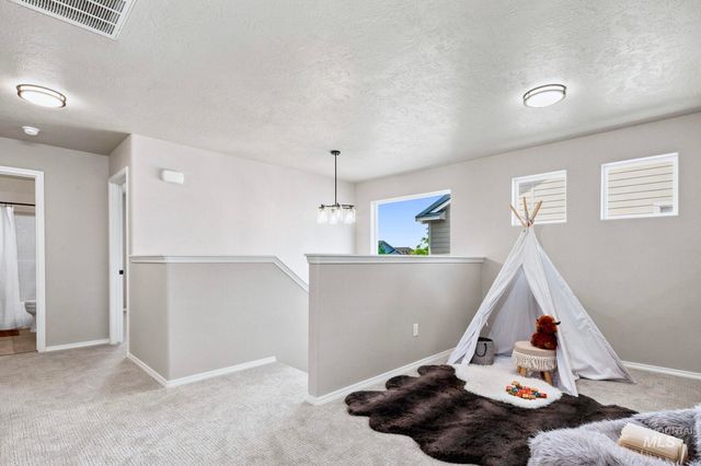 2890 NW 11th Avenue, Meridian, ID 83646