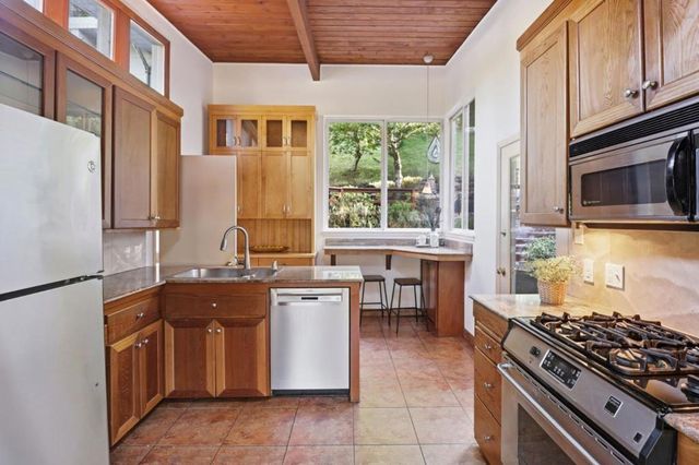 1831 Cordilleras Road, Redwood City, CA 94062