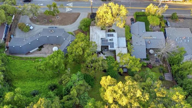 1831 Cordilleras Road, Redwood City, CA 94062
