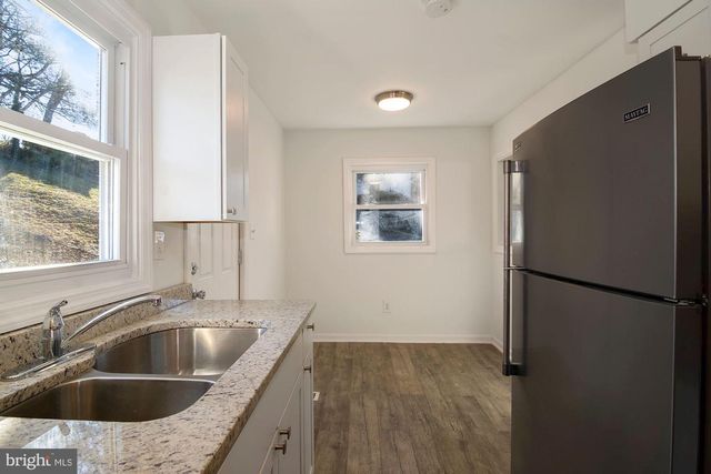 1647 HYLTON AVE, Woodbridge, VA 22191