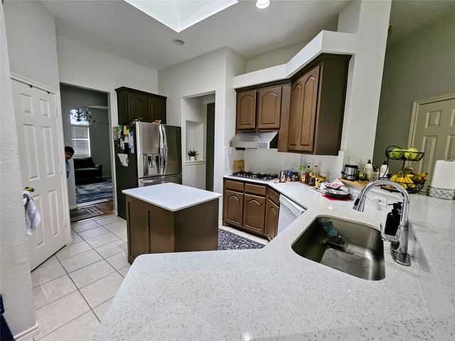 1412 Meadow Drive, Irving, TX 75063