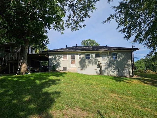 202 S Sage Street, Toccoa, GA 30577