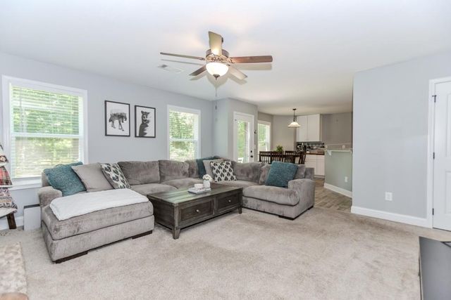 122 Kinsley Way, Statham, GA 30666