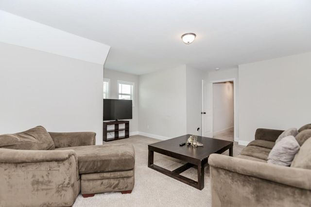 122 Kinsley Way, Statham, GA 30666