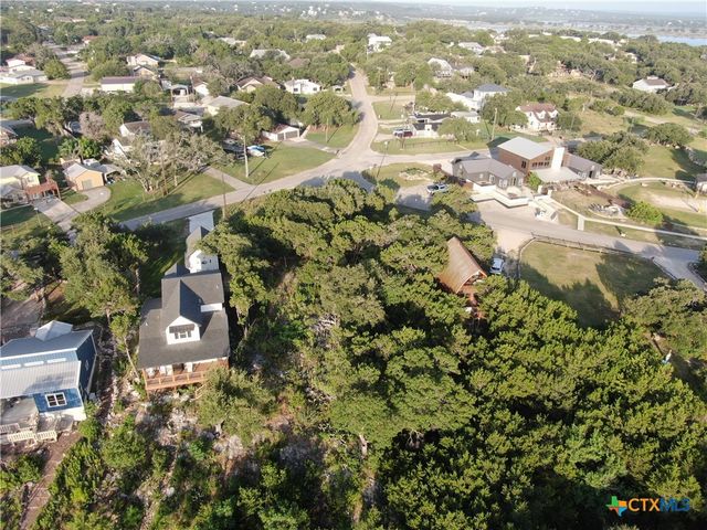 2111 Lakeview Drive, Canyon Lake, TX 78133