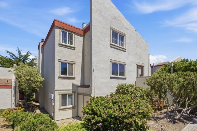 5017 Palmetto Avenue 62, Pacifica, CA 94044